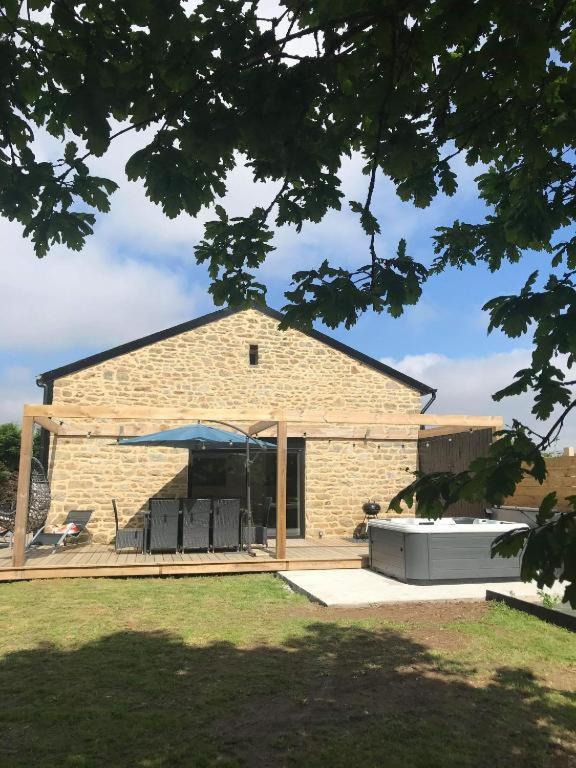 Villa Le Ristouar jacuzzi forêt et mer à Quimperlé Extérieur photo